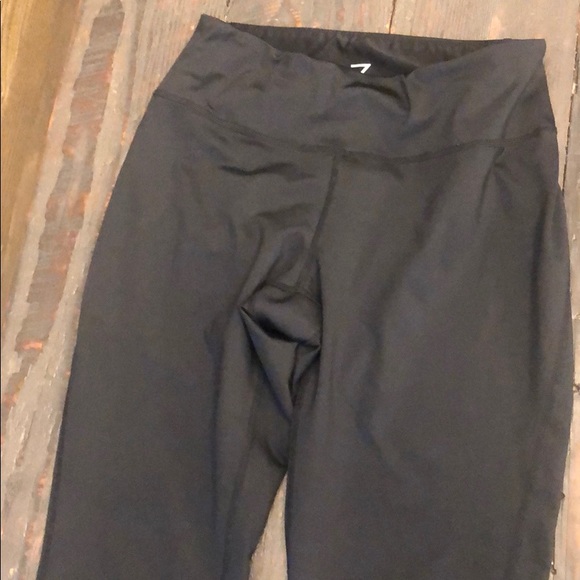 Black workout pants. Size Small - Picture 2 of 5